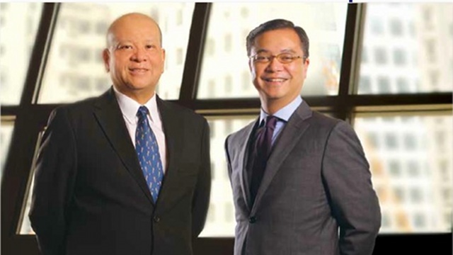 CHANGES AT THE TOP. Eric Recto (right) steps down as president of the country's biggest oil refiner and retailer. He is shown here with Petron Corp's chairman and CEO Ramon Ang (left). Photo from Petron's 2011 annual report