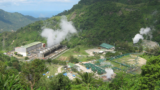 GEOTHERMAL PLANT. A new geothermal plant will be constructed in Mindoro. Photo by Mike Gonzalez/Wikimedia Commons