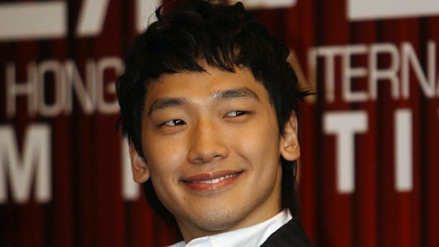 South Korean actor and singer Jung Ji-hoon, better known as Rain, in a press conference in Hong Kong, 19 March 2007. AFP PHOTO/MIKE CLARKE