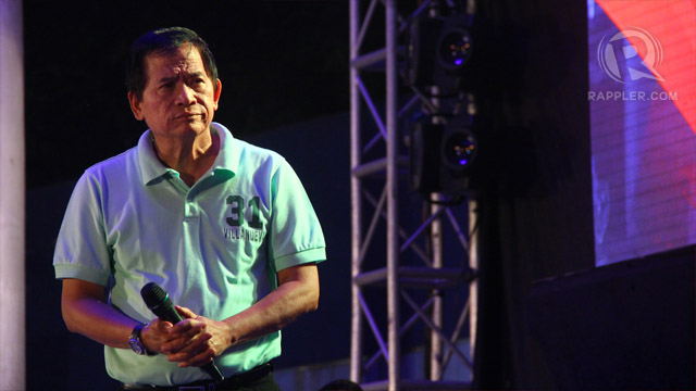 Preacher Eddie Villanueva on stage. Photo by Raymund Amonoy