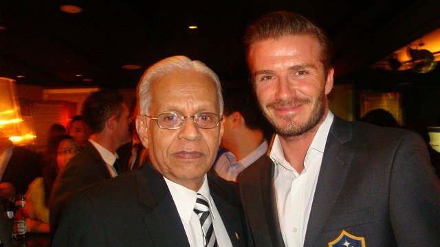 ACCESS TO THE BEST. Ronnie Nathanielsz seen here with "friend and sports icon" David Beckham. Courtesy of Ronnie Nathanielsz's official Twitter account.