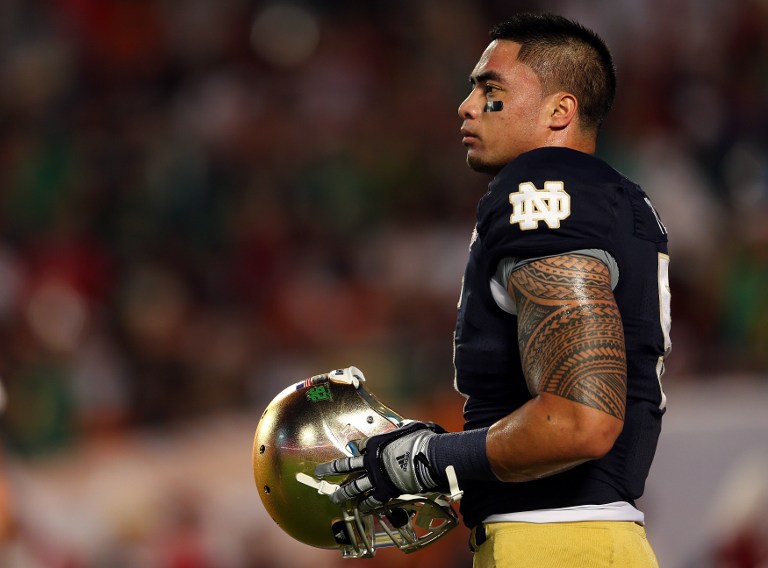 Manti Te'o #5 of the Notre Dame Fighting Irish warms up prior to playing against the Alabama Crimson Tide in the 2013 Discover BCS National Championship game at Sun Life Stadium on January 7, 2013 in Miami Gardens, Florida. Mike Ehrmann/Getty Images/AFP