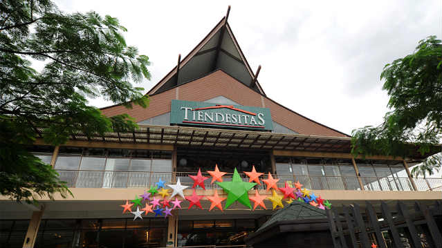 Tiendesitas opens new, air-conditioned shopping building