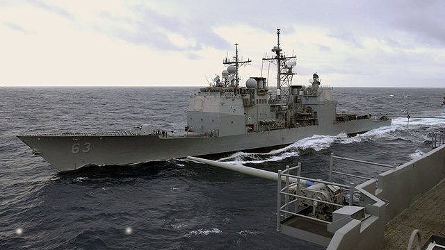 NEAR COLLISION. The USS Cowpens, a guided missile cruiser, is forced to maneuver to avoid colliding with a Chinese ship that directly crossed its path. File photo of the USS Cowpens from the US Navy/Wikimedia Commons