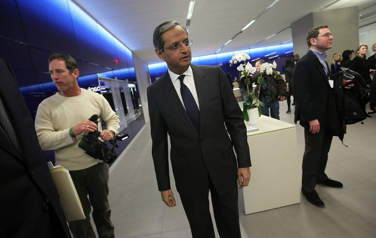 UNITED STATES, New York : NEW YORK, NY - DECEMBER 16: Citibank CEO Vikram Pandit looks on at the official opening of Citibank's new flagship branch at Union Square December 16, 2010 in New York City. The 9,700 square foot branch features "smart banking technologies" including interactive sales walls, Wi-Fi for customers and customer service experts via video-assist. Mario Tama/Getty Images/AFP