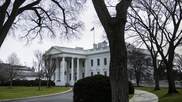 A view of the White House December 31, 2012 in Washington, DC. AFP PHOTO/Brendan SMIALOWSKI
