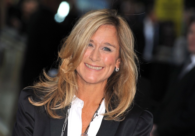 FROM BURBERRY TO APPLE. The CEO of Burberry fashion house Angela Ahrendts arrives for the British fashion house Burberry's show at the Chelsea College of Art and Design in London, Britain, 22 September 2009. EPA/Daniel Deme