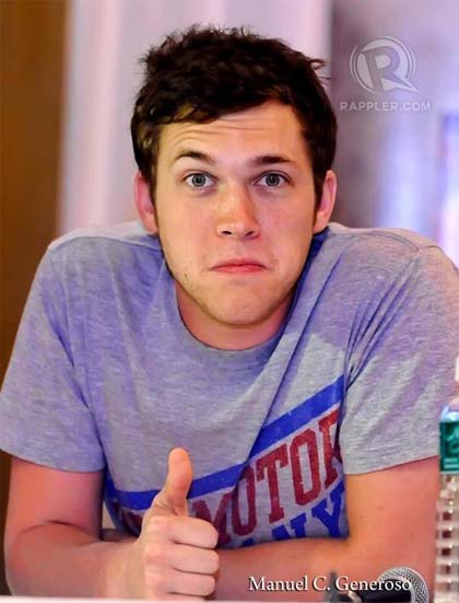PHILLIP PHILLIPS IN A playful mood