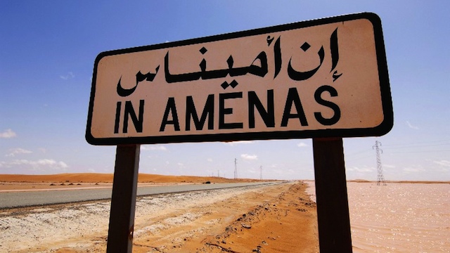 HOSTAGE CRISIS. This undated hand out picture released by Norway's energy group Statoil on January 17 shows a road sign near the In Amenas gas field in eastern Algeria near the Libyan border. AFP Photo/Statoil/Kjetil Alsvik