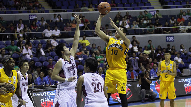 SCORING LEADER. Mariano stepped up for UST. Photo by Rappler/Josh Albelda.