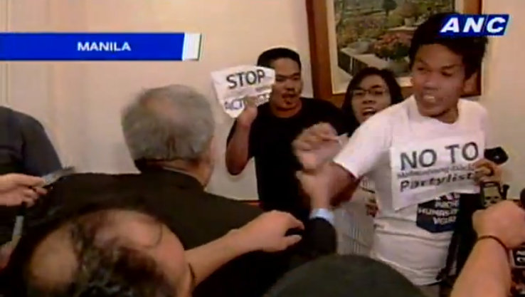 Akbayan vs Anakbayan. Screengrab from YouTube page of ABS-CBN News Channel
