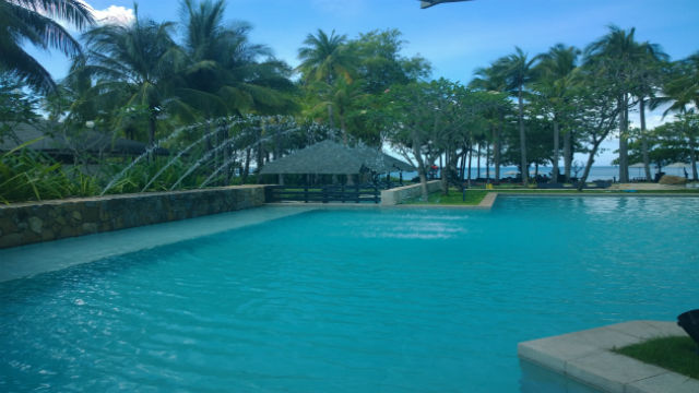 POOL SIDE. Enjoy your meals with this view of their amazing pool.