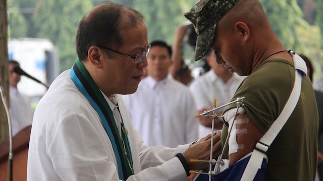 WOUNDED PERSONNEL MEDAL: Marine Pfc Eduardo A. Jose. Photo from the Armed Forces of the Philippines