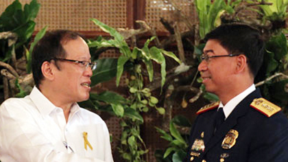 NOT NOW. In this file photo, President Benigno Aquino III presents a plaque of recognition to Philippine National Police Director-General Nicanor Bartolome at Malacañang. Malacañang photo bureau.