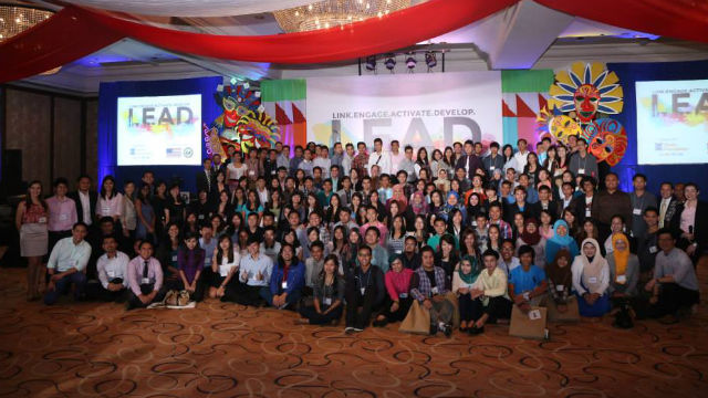 Photo from the ASEAN LEAD Youth Summit FB page (https://www.facebook.com/LEADASEANYouthSummit)
