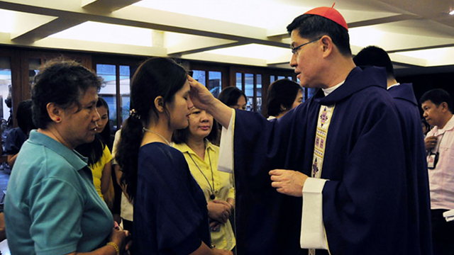 ASH WEDNESDAY. Manila Archbishop Luis Antonio Cardinal Tagle reminds Catholics about the value of fasting. Photo courtesy of Noli Yamsuan/Roman Catholic Archdiocese of Manila