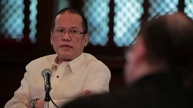 FOR DISCUSSION. Malacañang says the proposal to impose a holiday gun ban will still have to be discussed with President Benigno Aquino III. File photo by Malacañang Photo Bureau 