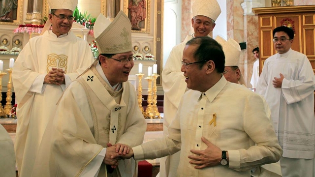 FOLLOWING CONSCIENCE. Meetings and statements from Luis Antonio Cardinal Tagle were not enough for President Aquino to drop support for the RH bill. Aquino said ultimately, he will follow his conscience. File photo by Malacañang Photo Bureau 