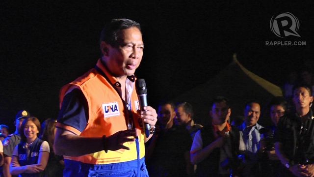 'MANY TURNCOATS.' Binay takes the cue from Estrada, slamming turncoats in the Liberal Party. 