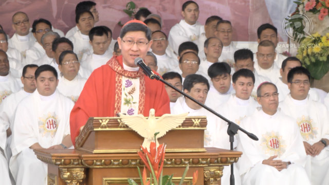 REMEMBER THOSE SUFFERING. Manila Archbishop Luis Antonio Cardinal Tagle delivers the homily during the Mass on the Feast of the Black Nazarene at the Quirino Grandstand in Manila, 9 January 2014. Framegrab/Rappler