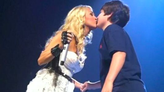 CARRIE UNDERWOOD MADE THE boy's wish come true. Image posted by the singer on Twitter
