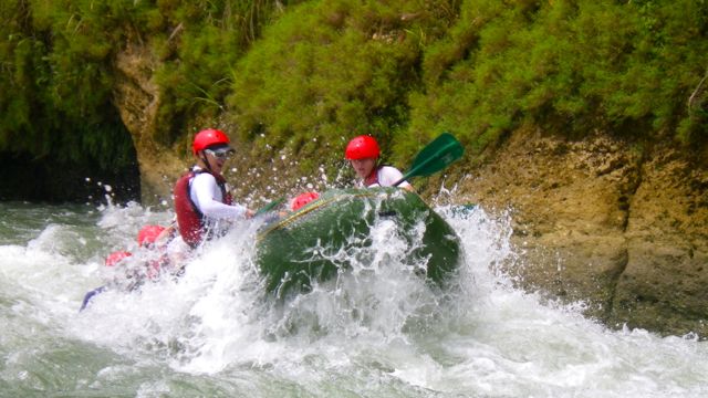 SWALLOWING WATER AT THE Expert trail of the White Water Rafting Course in Cagayan De Oro. Photo by the Kagay White Water Rafting Team