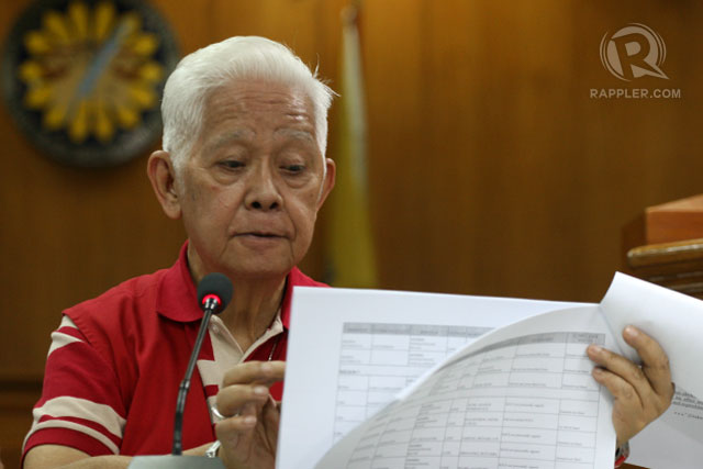 LONG LIST. Comelec chair Sixto Brillantes Jr. in a presser announcing the names of the elected officials who fail to submit on time their SOCE. Photo by Rappler/Jose Del