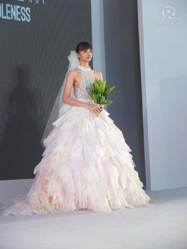 ‘LOVE IN IDLENESS.’ Shatella Suzara captured the romance of ‘A Midsummer Night’s Dream’ with this bridal gown