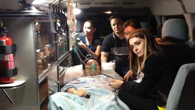 STABLE, GOOD SPIRITS. Marikina Rep Miro Quimbo posts this photo of Benaldo inside the emergency van before he was transferred to St Luke's Medical Center in Quezon City from New Era Hospital. 'When I asked him what he wants to tell our colleagues who are all asking about him, he gives me the thumbs up sign,' writes Quimbo. Photo from Miro Quimbo