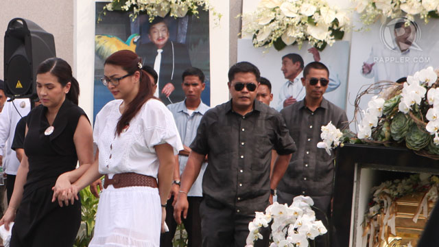 ZSA ZSA. Dolphy's partner for 23 years is the only one among the mourners donned in black. Most are in white. She clung tightly to Dolphy's coffin before it was shut and placed inside a black stoned crypt. "Thank you for joining us in taking Dolphy to his final resting place," an emotional Padilla told the crowd. "I love you my lovey. Until we meet again." Photo by Geric Cruz