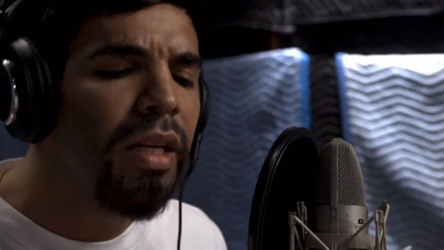 Canadian rapper Drake impersonates Manny Pacquiao for a skit at the 2014 ESPY Awards