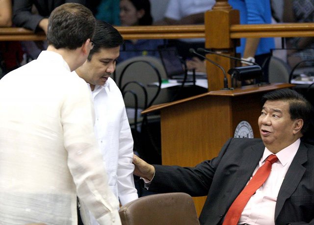 ACCOUNTABILITY. 'I enjoin my colleagues in the senate to respond fully to the questions raised by COA’s findings,' Senate President Franklin Drilon says. Photo by Senate PRIB/Cesar Tomambo 