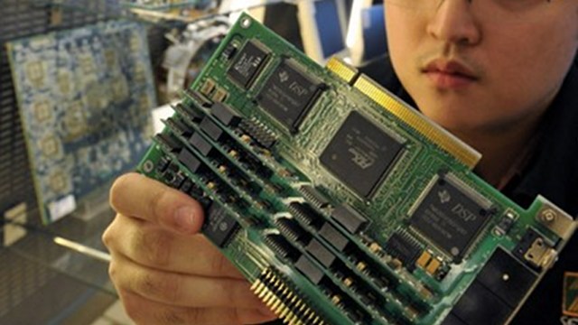 SLOW DEMAND. Philippines' electronics and semiconductor industries are feeling the brunt of the global slowdown in demand. Photo by AFP