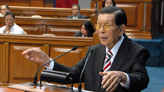 'APOLOGIZE, CORRECT.' Senate Minority Leader Juan Ponce Enrile's lawyers will ask the Inquirer to apologize and correct the report naming him as the mastermind of the pork barrel scam. File photo by Joe Arazas/Senate PRIB