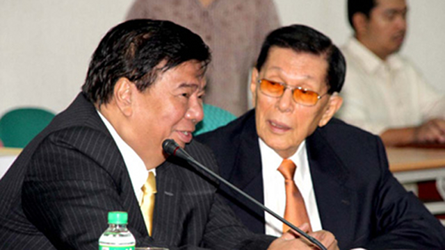 'NOT OBSTRUCTIONIST.' Senate President Juan Ponce Enrile assures likely Senate President Franklin Drilon that his allies will work with the administration in the 16th Congress. File photo from Senate PRIB 