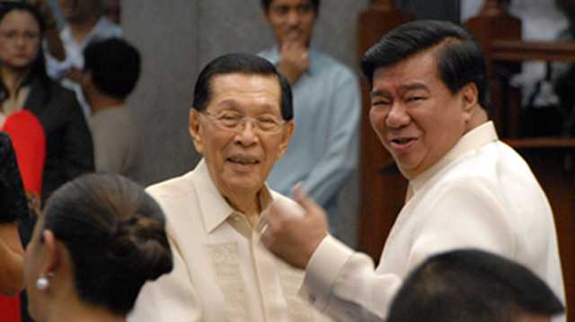 DRILON'S OFFER. Insisting that they are major and relevant, Senate President Franklin Drilon offers 5 committee chairmanships to the Enrile-led minority. It is up to the minority to accept or reject his offer. File photo by Senate PRIB/Joe Arazas