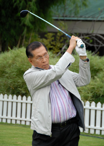 SWINGING BY. After 4 decades in government and his 88 years, Enrile remains to this day a controversial and colorful fixture in Philippine politics. File photo by Joe Arazas/Senate PRIB 