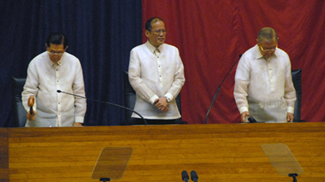 CONGRESS' CUE. Malacañang says the Supreme Court TRO may be a signal to Congress to amend the anti-cybercrime law. File photo from Senate website 