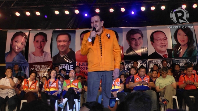 DEBT OF GRATITUDE. Former President Joseph Estrada tells Cagayanons he can only pay his debt of gratitude to them if they will vote for his candidates and he will hold them accountable to their campaign promises. 