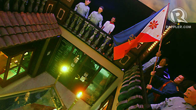 AGUINALDO MUSEUM. The independence flag on display in a museum run by the first Philippine president's heirs. Photo by Rappler.com
