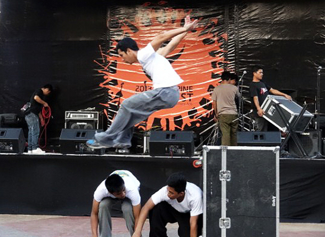 Members of Parkour Philippines (PKPH) perform during the Flow Fest
