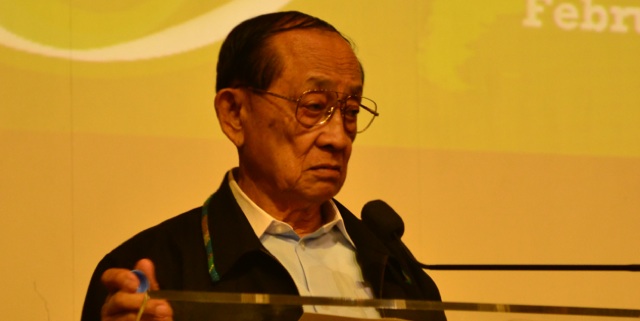 EXCELLENCE. Ex-President Fidel V. Ramos delivers inspirational talk to a crowd of graduate and undergraduate researchers. Photo by Lorenz Marasigan