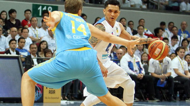 GHOST SLAYER. Alapag came up big in the clutch. File photo by FIBA Asia/Nuki Sabio.