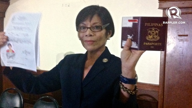 PROOF OF CITIZENSHIP. Gina Reyes, who won the Marinduque congressional race but was disqualified, says her passport proves her Filipino citizenship. Photo by Ace Tamayo/Rappler