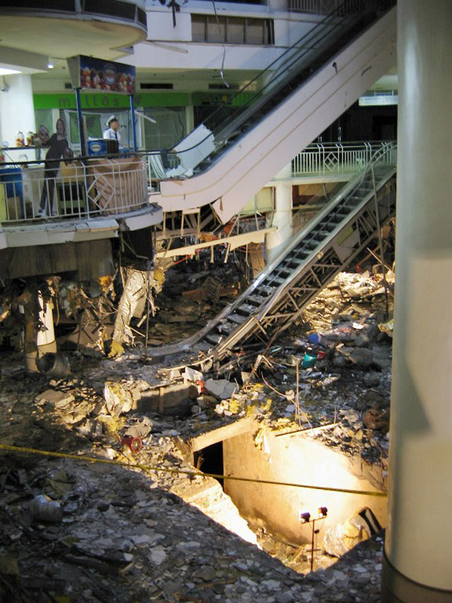 CRATER. The damaged Glorietta 2 in this 2007 file photo. AFP