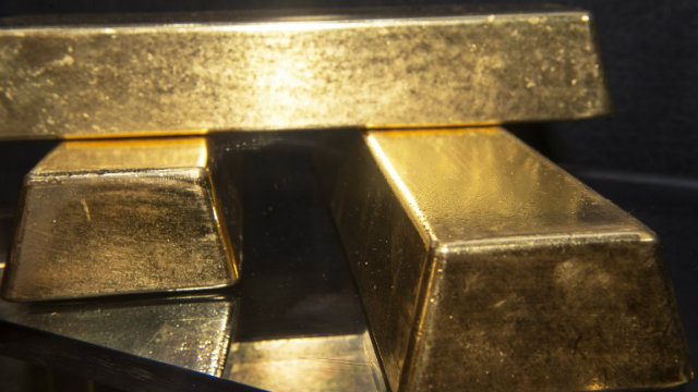 PRECIOUS METALS. Three .9999 fine gold bars, 400 troy ounces or 28 lbs each, with a combined value of more than USD 2 million, are displayed at the Bureau of Engraving and Printing (BEP) August 27, 2012, in Washington, DC. Photo by AFP /Paul J. Richards