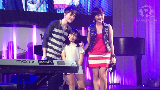 HAPPY YOUNG FAN. Greyson answered 3 questions from 3 fans in the middle of the program