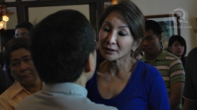 'SAD' CHRISTMAS. Suspended Cebu Gov Gwen Garcia spends Christmas – incidentally her daughter's birthday – in the capitol, defying a 6-month suspension. File photo taken Dec 22