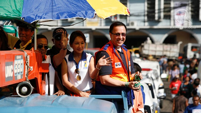 'BAD POLITICS.' Binay calls suspended Cebu Governor Gwen Garcia a victim of "bad politics." Garcia campaigns with UNA candidate Rep Jack Enrile in Cebu. Photo by Charlie Saceda 