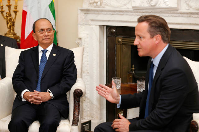 DISCUSSIONS. President of Myanmar, Thein Sein (L) meets with British Prime Minister David Cameron (R) in 10 Downing Street, London, Britain, 15 July 2013. EPA/SANG TAN